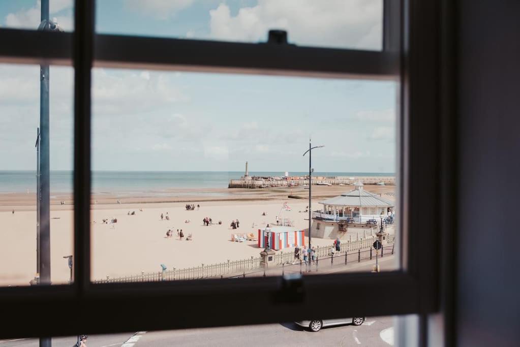 The Sunset Apartment - Margate Beach - By Goldex Coastal Breaks Exterior foto